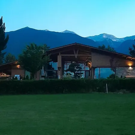 Rustic At Pirin Golf * Razlık