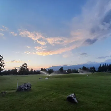 Апартамент Rustic At Pirin Golf Разлог